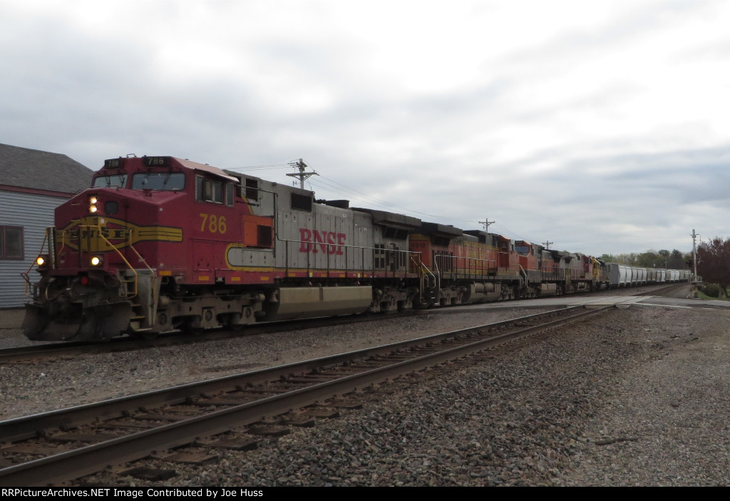 BNSF 786 West